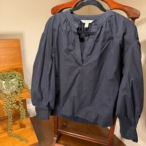 Banana Republic 100% cotton balloon-sleeve blouse, black